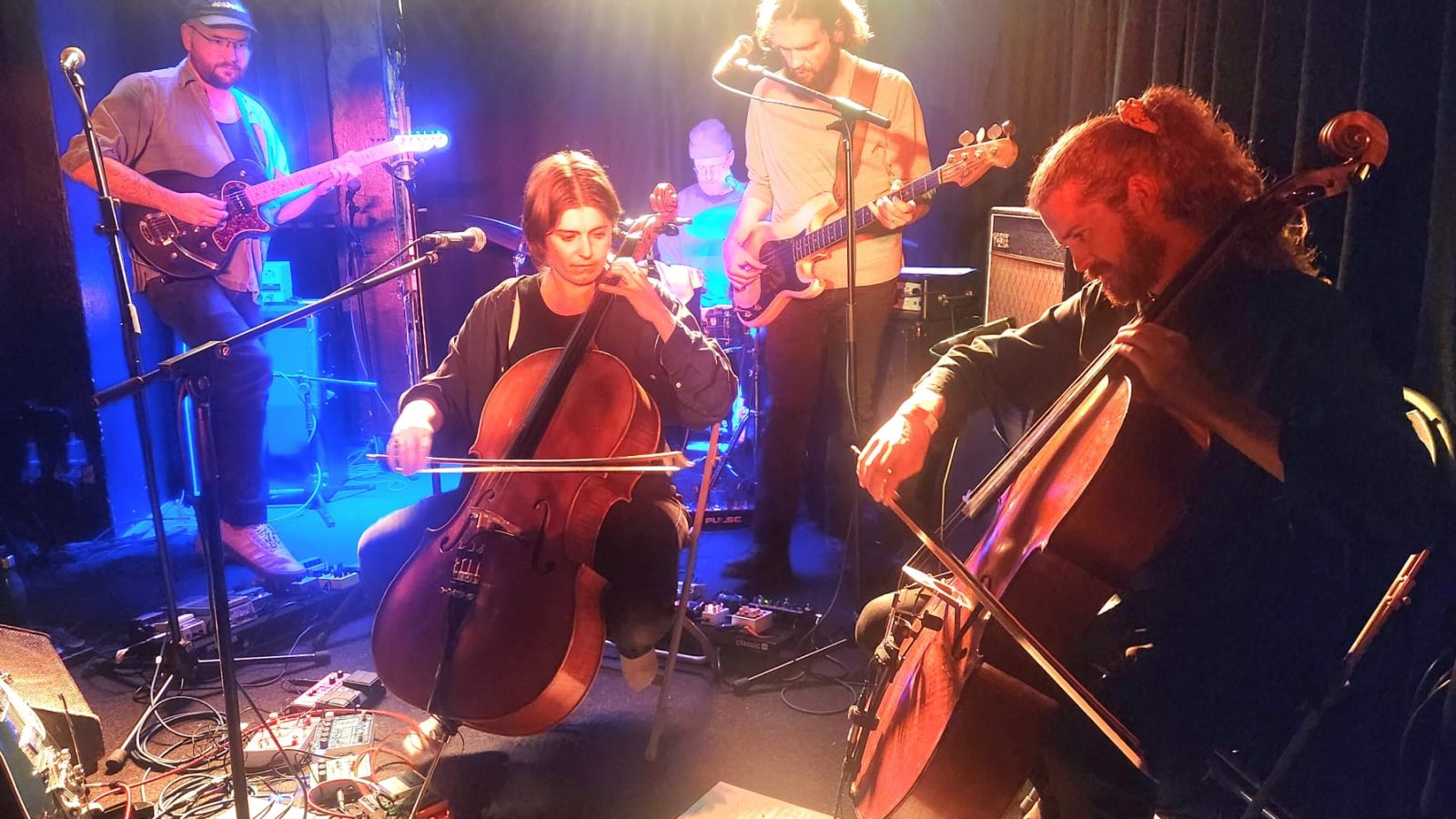 REVIEW: DOMINIE HOOPER, EXCHANGE – ‘VISCERAL, DESOLATE, BEAUTIFUL’