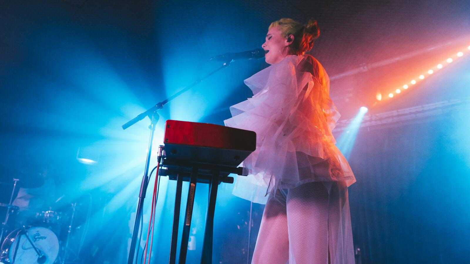 REVIEW: HOLYSSEUS FLY, THE EXCHANGE – ‘SHE PERFORMS FROM EVERY PART OF HER SOUL’