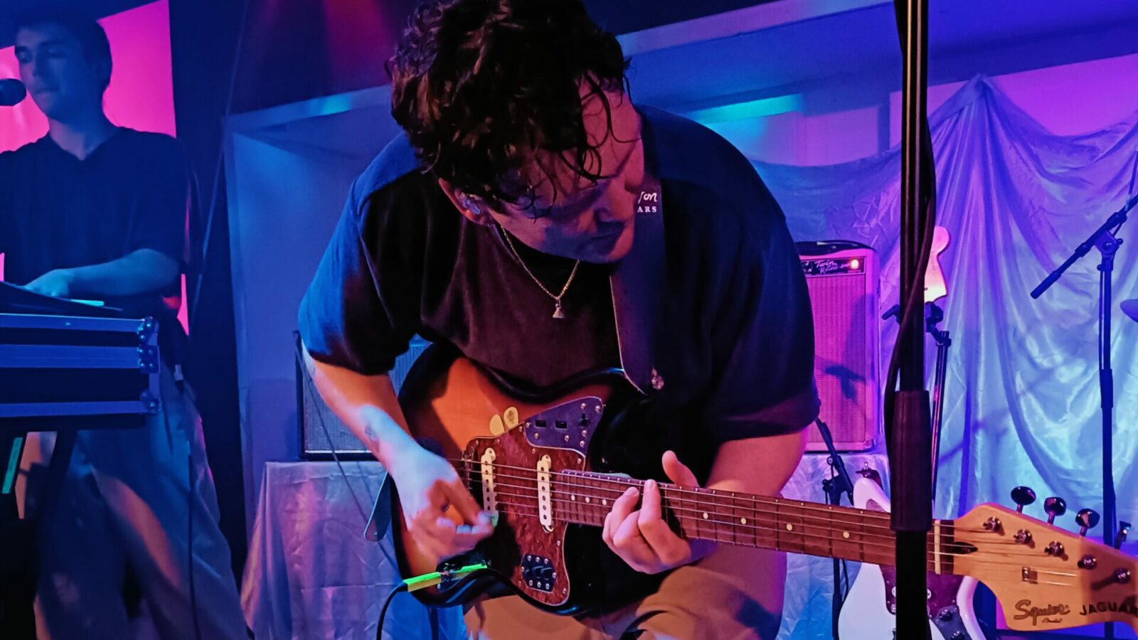 REVIEW: PALE BLUE EYES, STRANGE BREW – ‘HIGH ENERGY FUN’